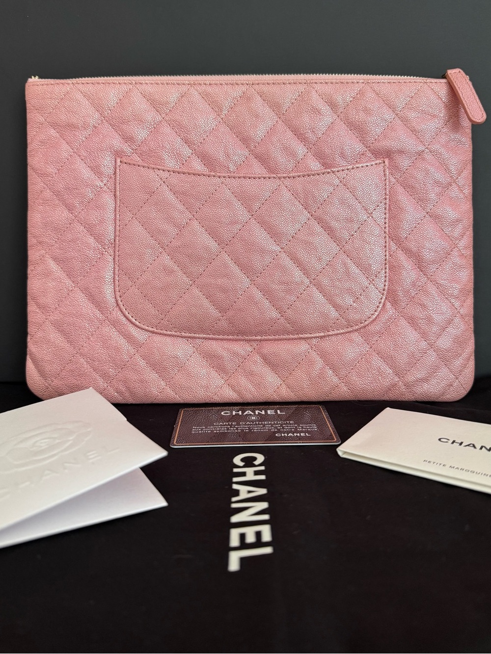 ❌SOLD❌CHANEL Limited Edition Night By The C  Iridescent Caviar Quilted  Clutch - Picture 6 of 7